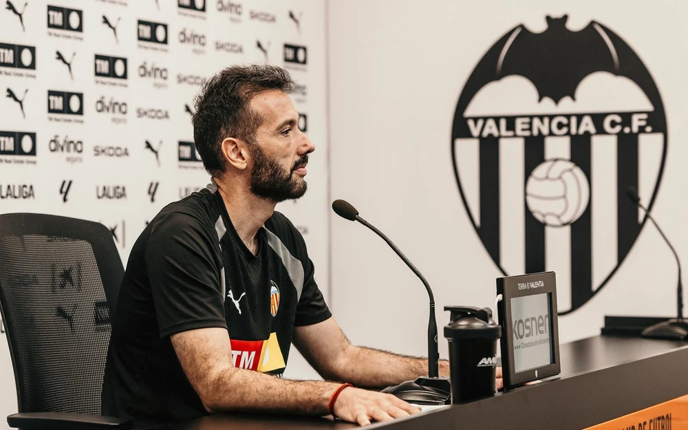 Corberán responde a Rodri: "Sus palabras no nacen desde el respeto"